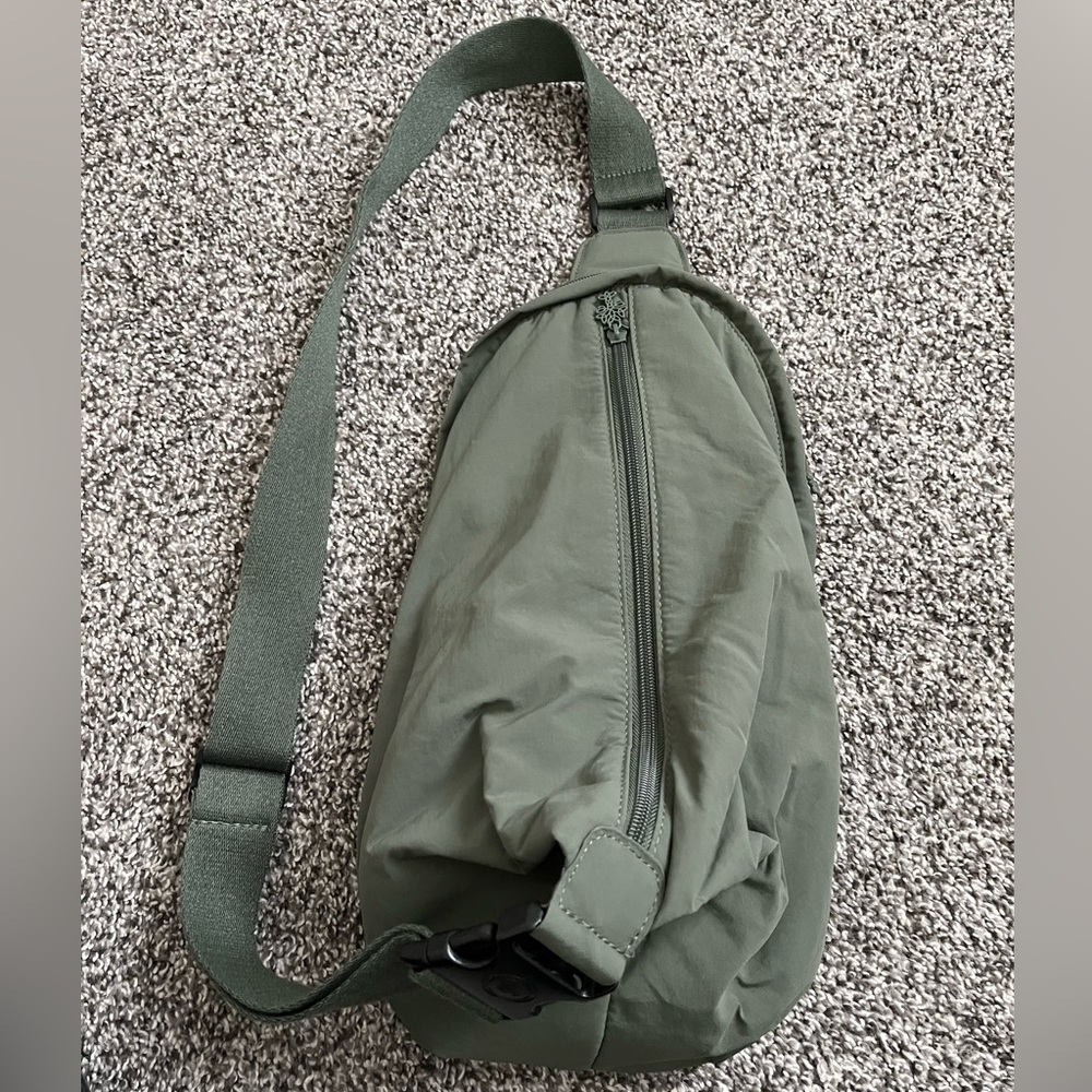 Crossbody bag
